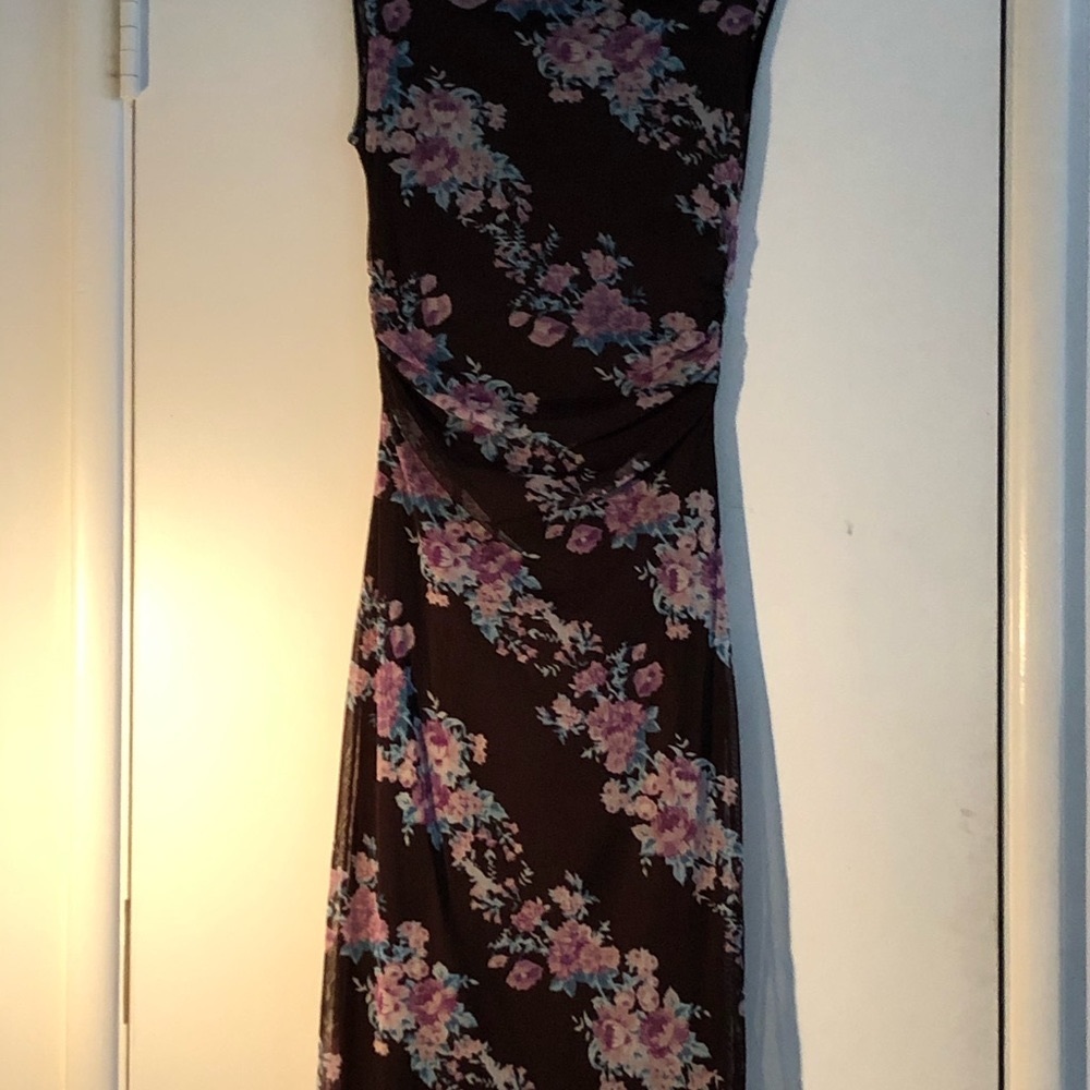 Kay Unger elegant floral dress!